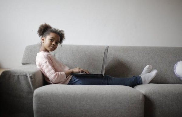 Comment protéger vos enfants des dangers d'Internet ?
