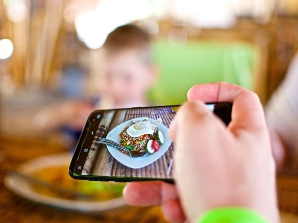 Comment trouver des pièces détachées originales pour un smartphone Samsung ?